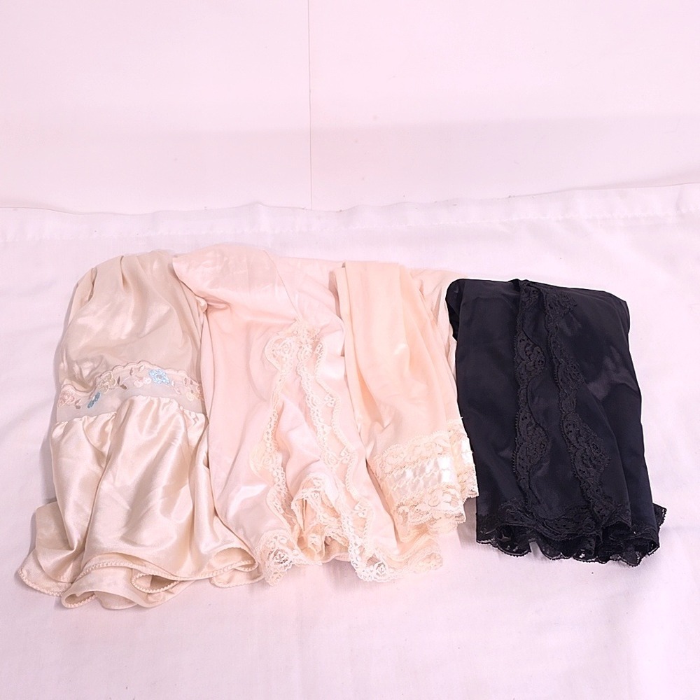 Vintage Mixed Brand Half Slip Bundle Womens Medium Multicolor Lace Trim 4pc
